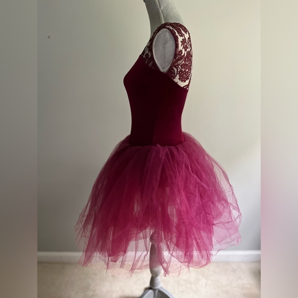 Revolution Dancewear RC18542 Size SA Burgundy Velvet with Lace & Tulle Skirt - Picture 10 of 11
